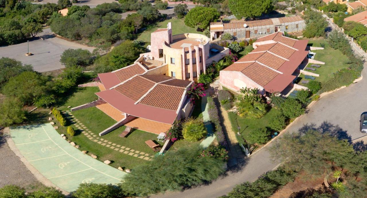 Residence Il Borgo Di Porto Corallo 빌라푸주 외부 사진
