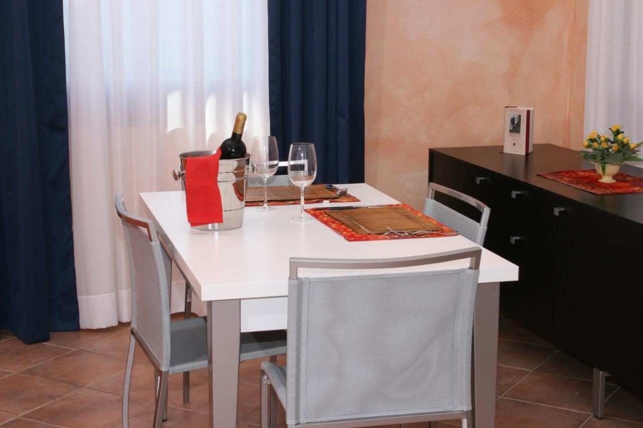 Residence Il Borgo Di Porto Corallo 빌라푸주 외부 사진