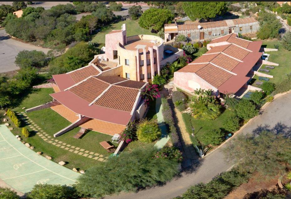 Residence Il Borgo Di Porto Corallo 빌라푸주 외부 사진