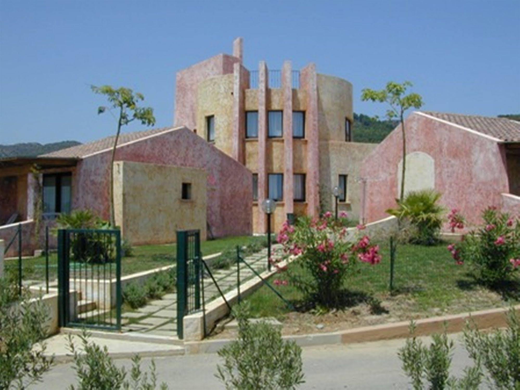 Residence Il Borgo Di Porto Corallo 빌라푸주 외부 사진