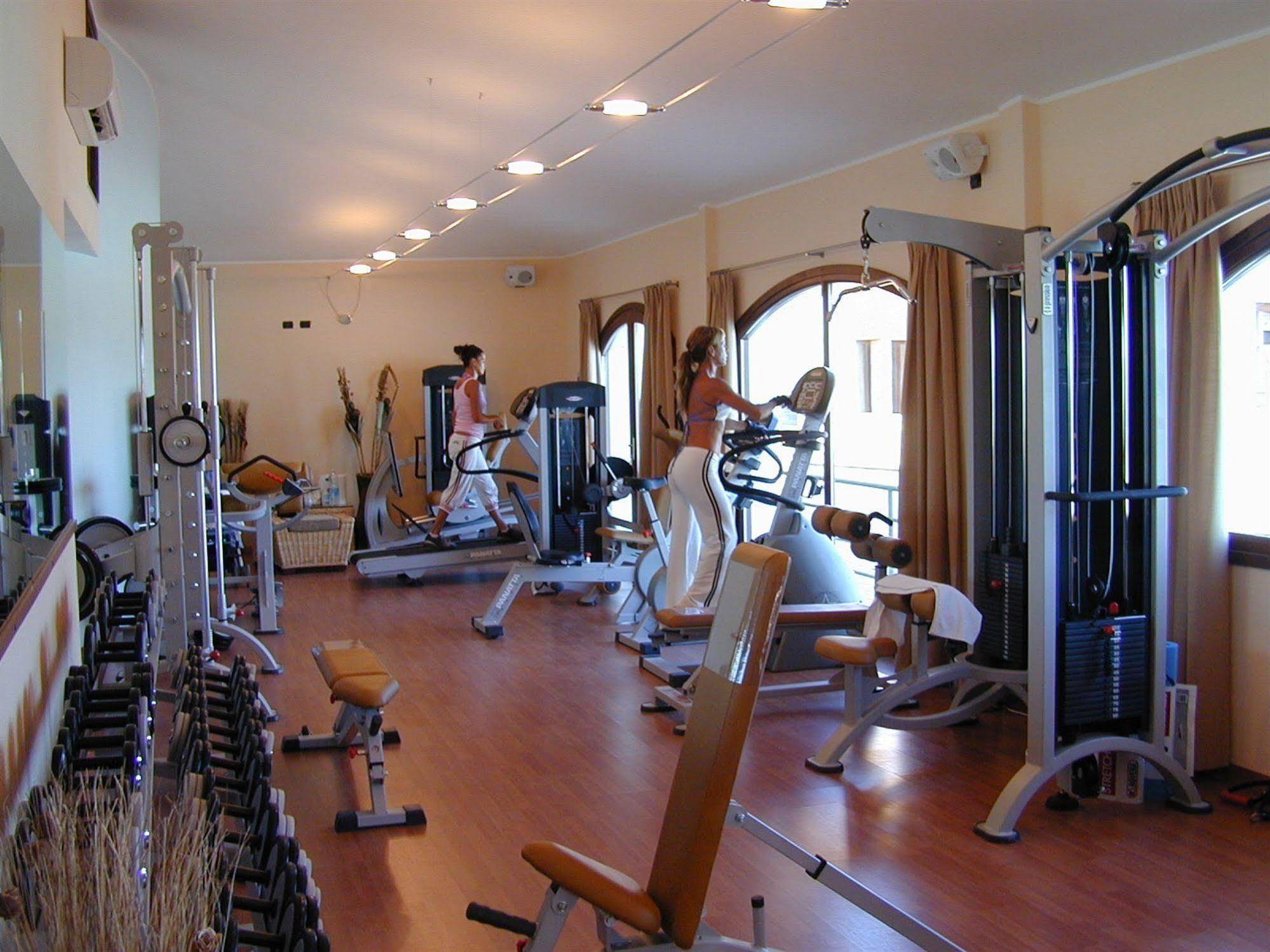 Residence Il Borgo Di Porto Corallo 빌라푸주 외부 사진